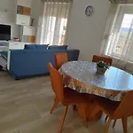 Apartmaji Hrvatin V Kortah