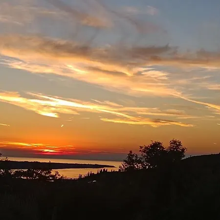 Apartmaji Hrvatin V Kortah