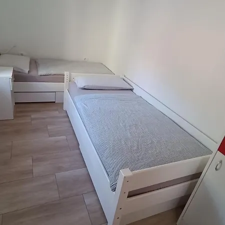 Apartmaji Hrvatin V Kortah Appartamento