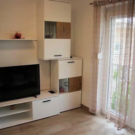 Appartamento Apartmaji Hrvatin V Kortah Izola
