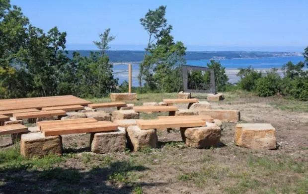 Apartmaji Hrvatin V Kortah شقة