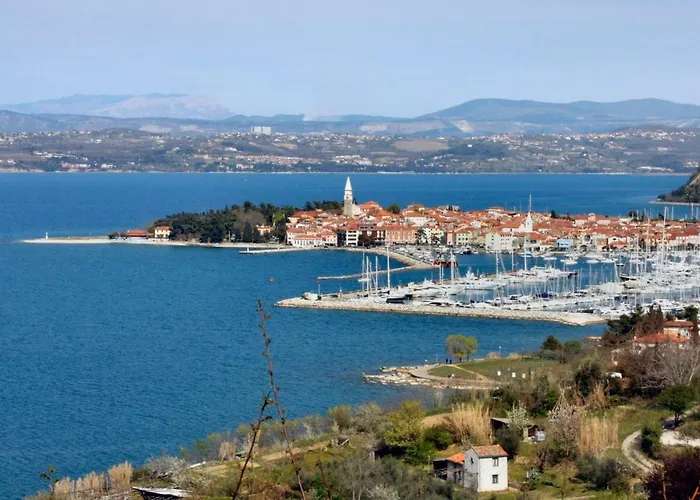 Apartmaji Hrvatin V Kortah