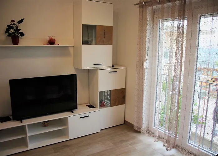 شقة Apartmaji Hrvatin V Kortah إيزولا