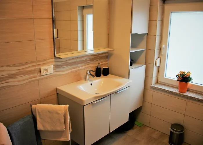 Apartmaji Hrvatin V Kortah *