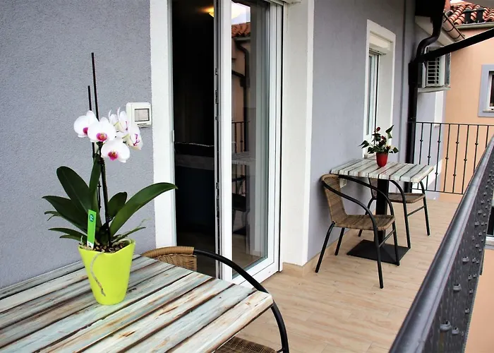 Apartmaji Hrvatin V Kortah *