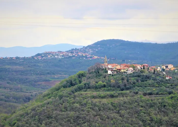 Apartmaji Hrvatin V Kortah شقة إيزولا